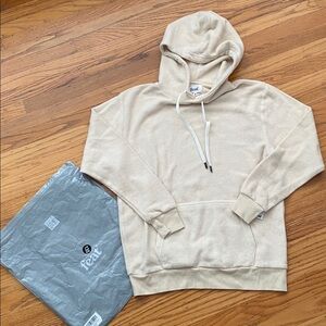 NWT Feat Blanket Blend Unisex Hoodie in Oatmilk